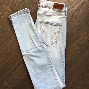 Hollister Lightwash Skinny Jeans